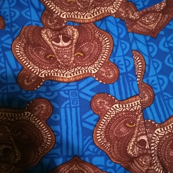 Lularoe OS Mosaic bears - Picture 2 of 2